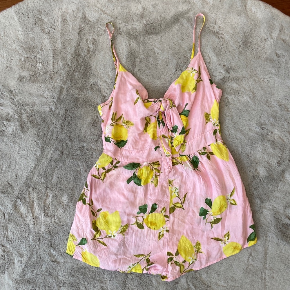 Buddy Love Womens pink lemon romper size Medium
